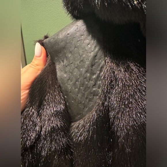 Mink bomber - Picture 10 of 13